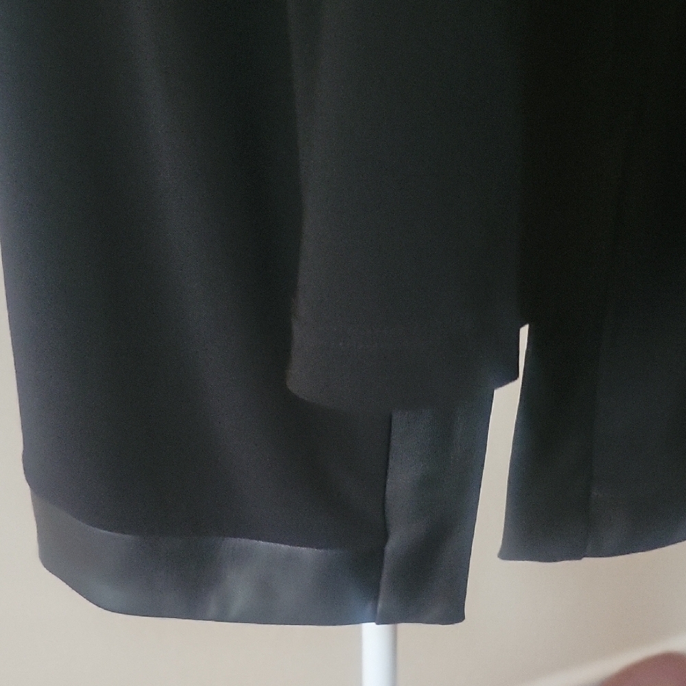 Anne Klein Black Tunic Top - Picture 6 of 10